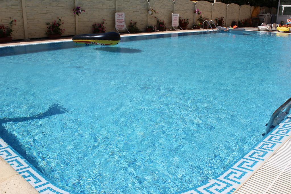 ساني بيتش Sb Rentals Apartments In Blue Marine Complex المظهر الخارجي الصورة